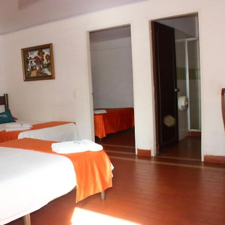 Hotel Mar Azul Neiva Неива Екстериор снимка