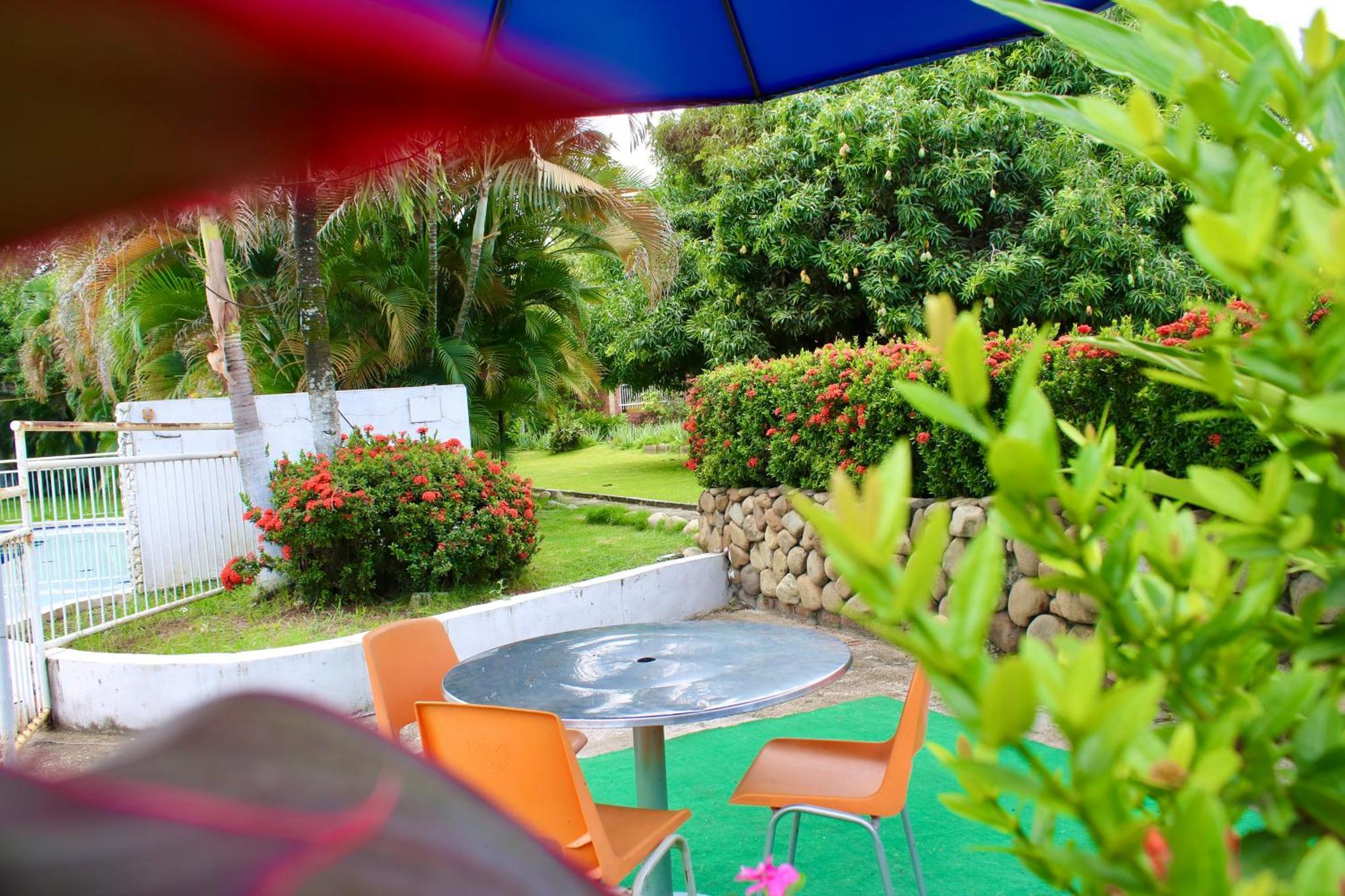 Hotel Mar Azul Neiva Неива Екстериор снимка