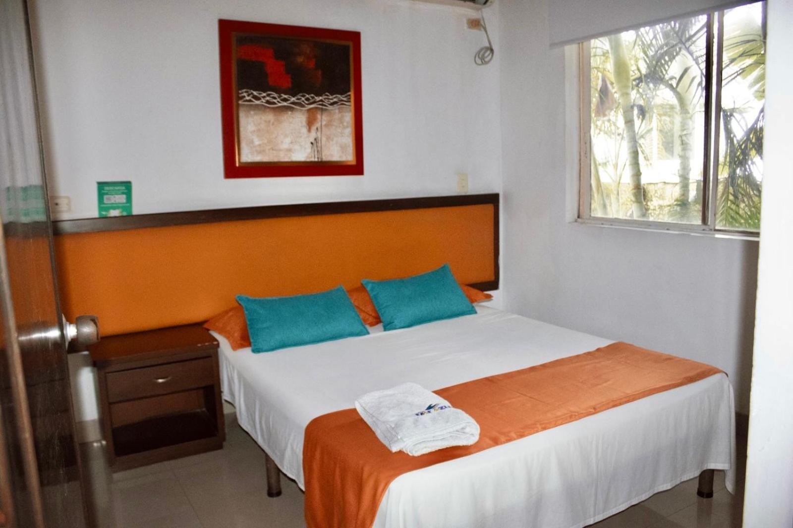 Hotel Mar Azul Neiva Неива Екстериор снимка