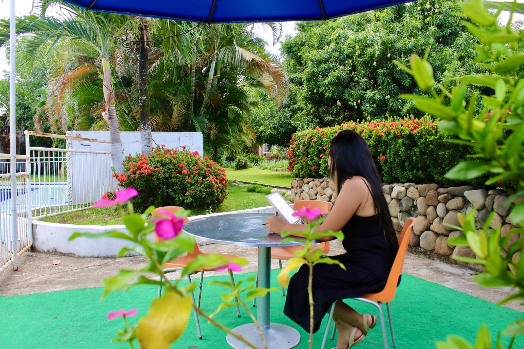 Hotel Mar Azul Neiva Неива Екстериор снимка