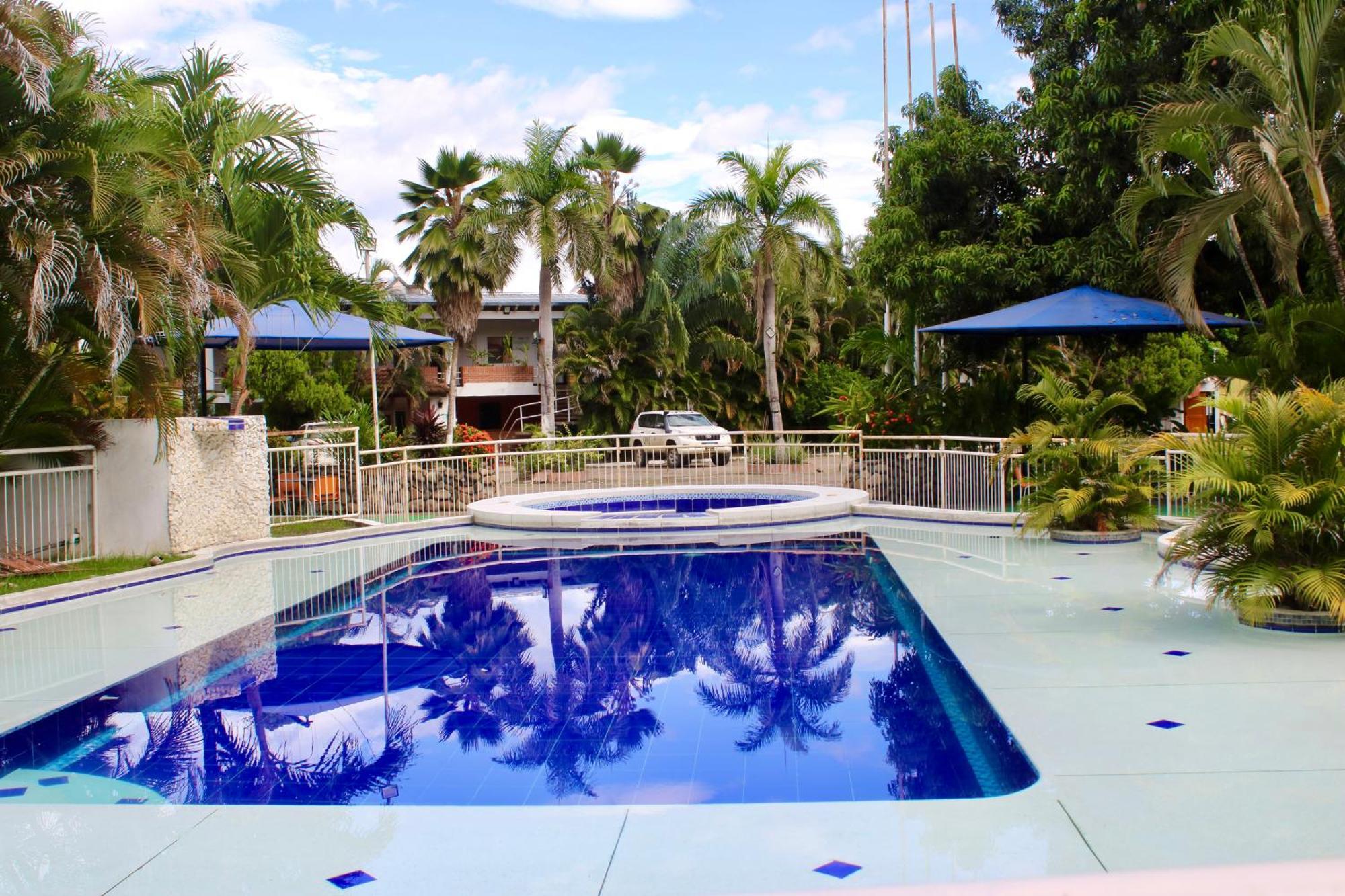 Hotel Mar Azul Neiva Неива Екстериор снимка
