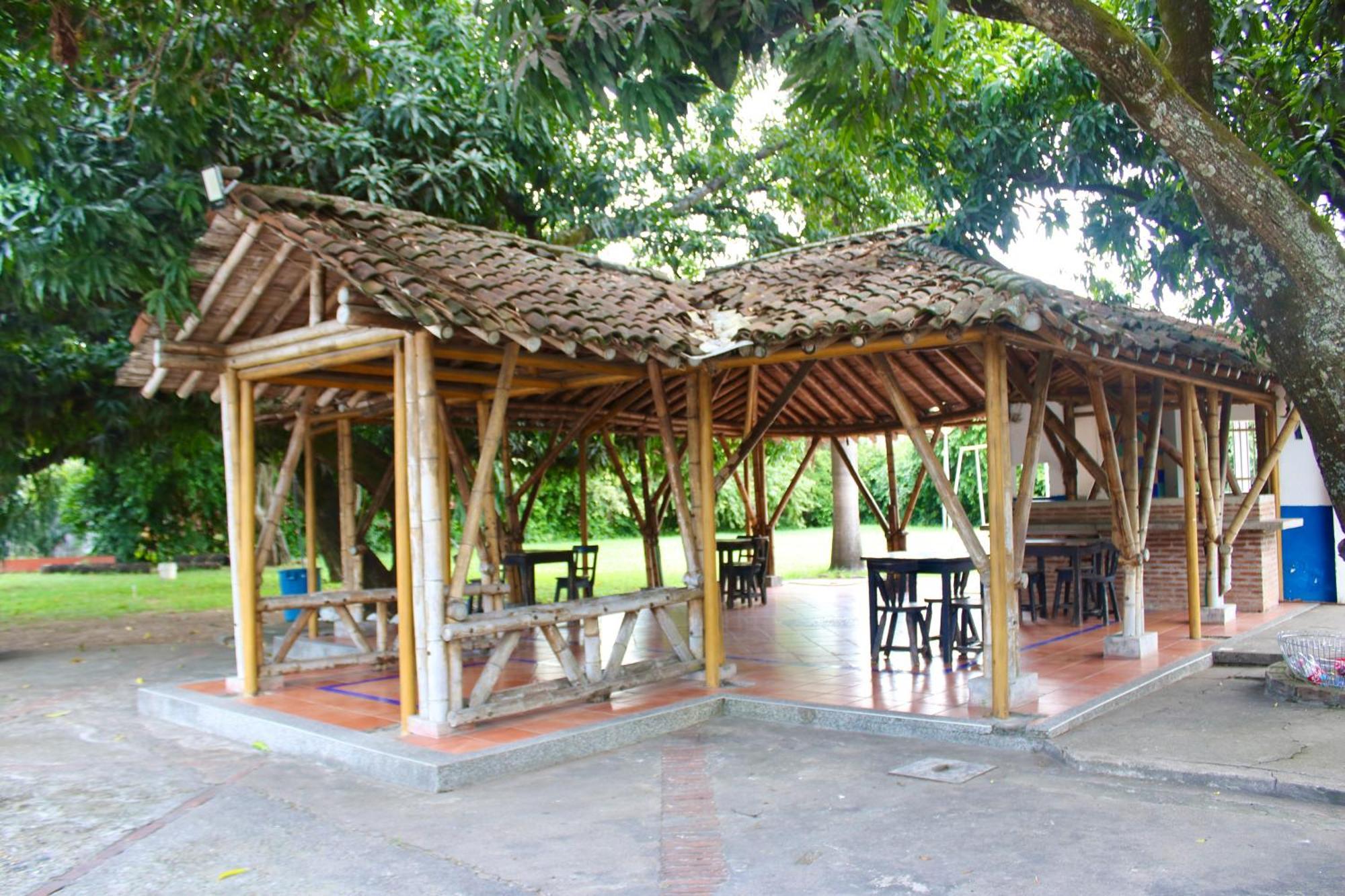 Hotel Mar Azul Neiva Неива Екстериор снимка
