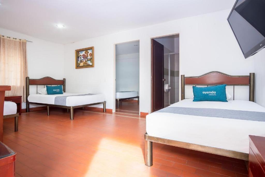 Hotel Mar Azul Neiva Неива Екстериор снимка